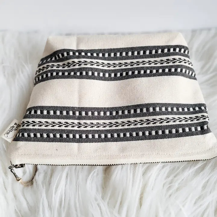 Fern & Arrow Boxy Water Resistant Pouch