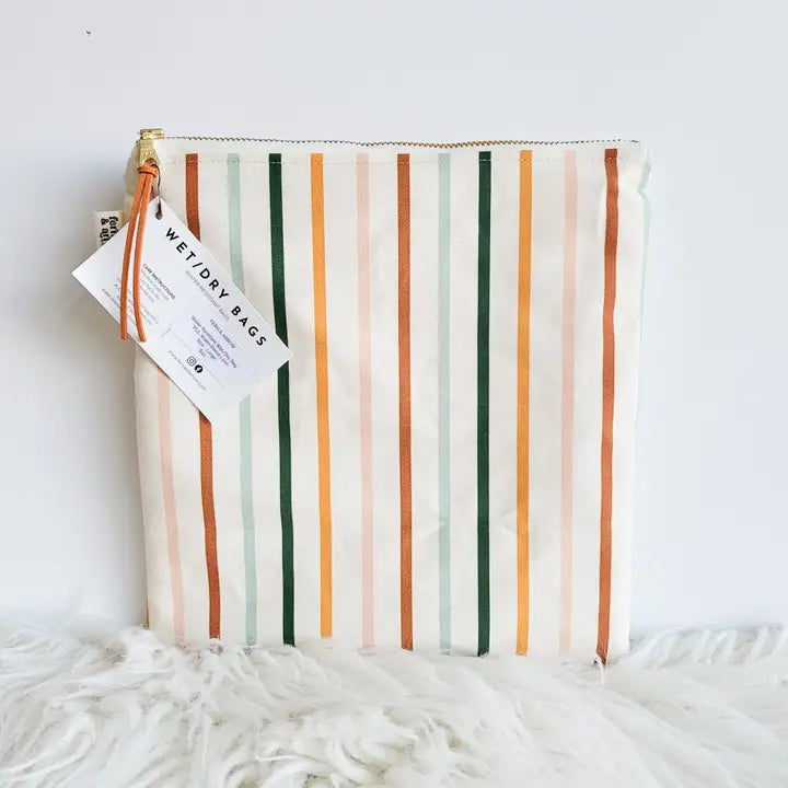 Fern & Arrow Water Resistant Pouch
